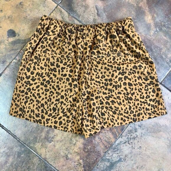 A New Day Women’s Animal Print Cheetah Shorts Size Medium - Picture 10 of 10